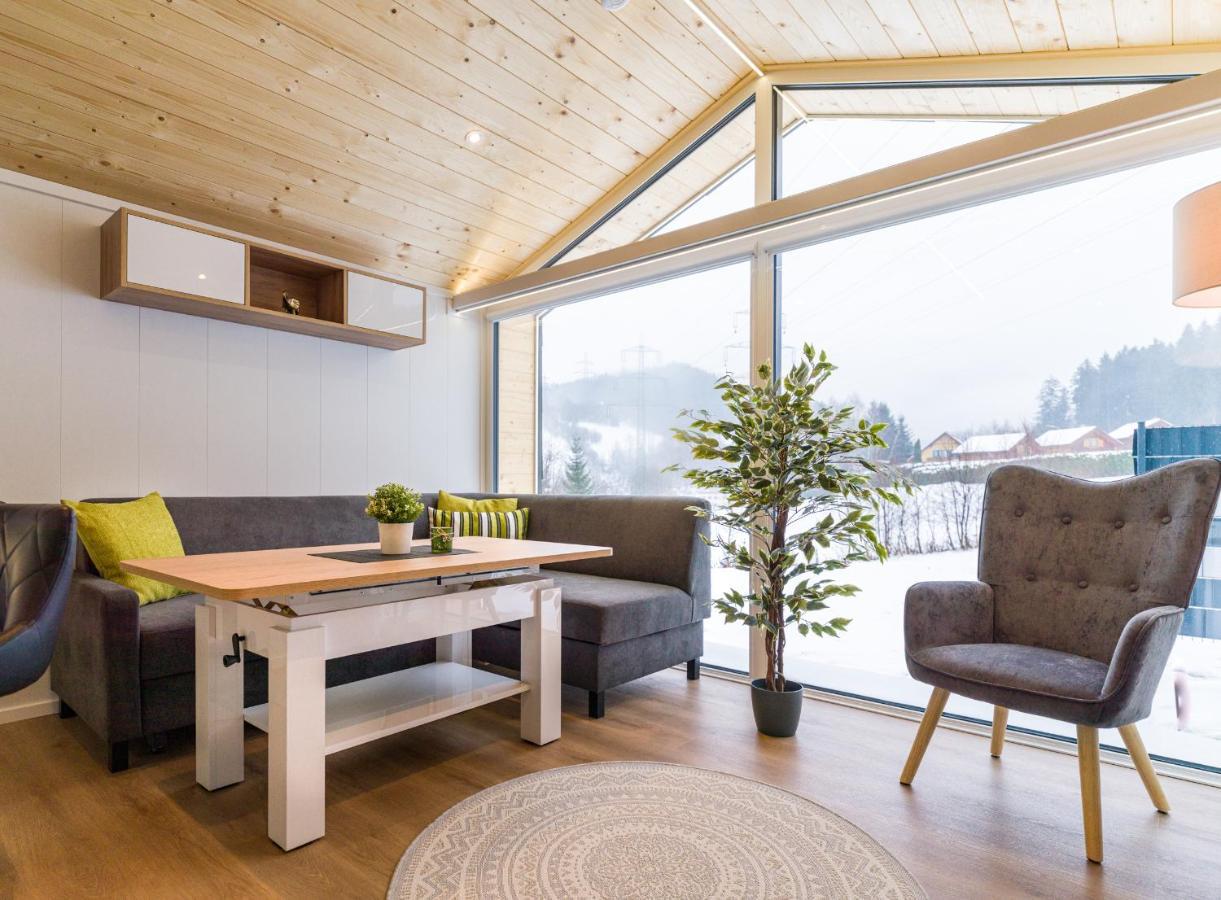 Chalet Stuhleckblick-Ferienhaus Direkt An Der Piste Und Mit Eigener Sauna Шпитал ам Земеринг Екстериор снимка